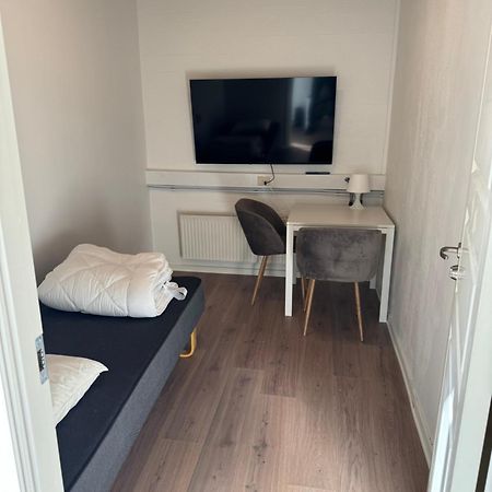Italian Rooms 8 Aalborg Bagian luar foto